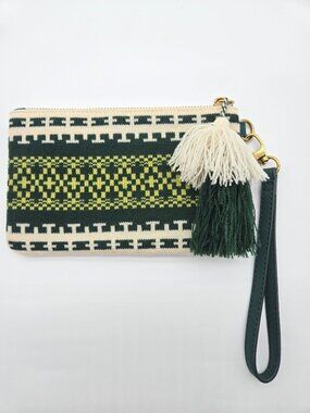 Universal Thread Green  and Cream Knit Sweater Tassel Wristlet Bag